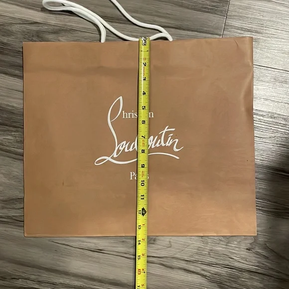 Christian louboutin shopping bag - Picture 2 of 6